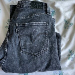 Levi’s 721 High Rise Skinny Black Jeans